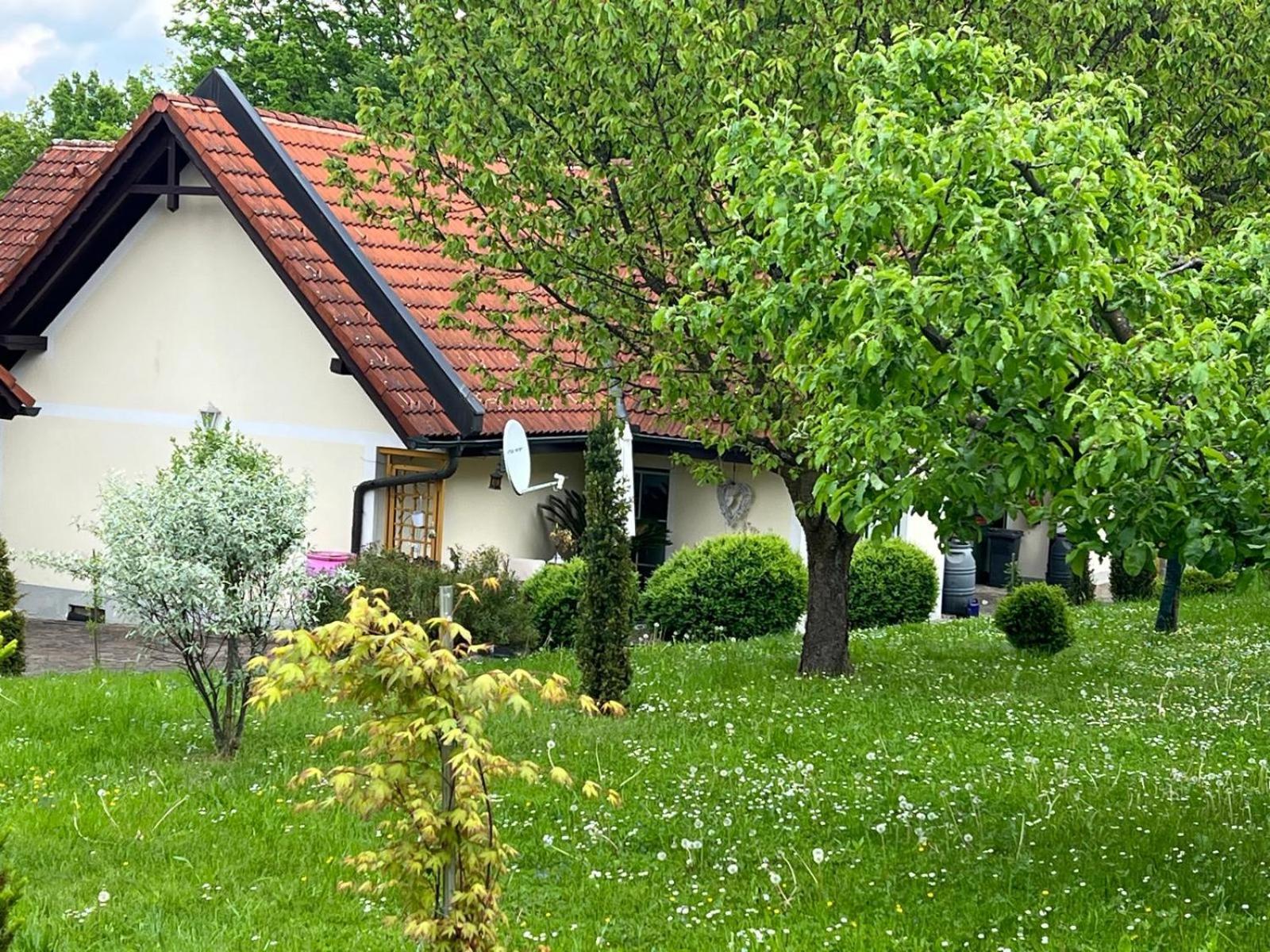 Ferienwohnung Dorner Spielfeld Exteriör bild